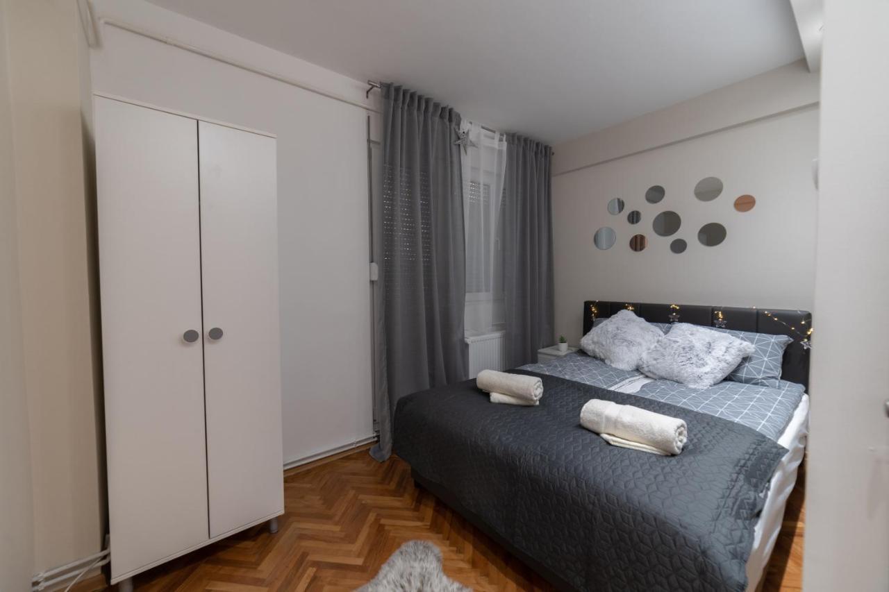 Gold Apartman Vrsac Eksteriør billede